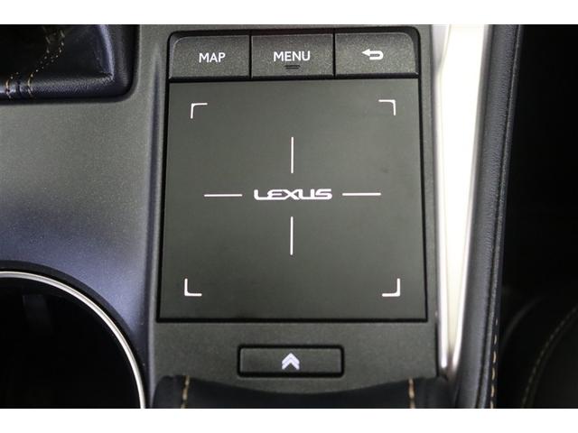 �J�[�i�r�A�I�[�f�B�I�A�G�A�R���Ȃǂ̑���̓����[�g�^�b�`���\�ł��B�w��̓��������ŉ�ʑ��삪�o���܂��B���s���Ɏ�������炳������ł���̂ň��S�^�]�ɂȂ���܂��B