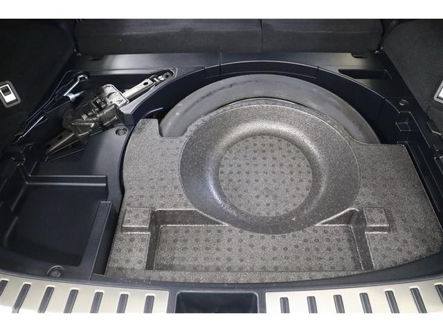 �������[������Ă��܂��B��ԗp�i�ȂǍׁX�Ƃ������̂����Ă����܂��B���[�X�y�[�X�Ƃ��Ďg�����Ƃ��o���܂����A�w�̍����ו���ςݍ��ގ��ɂ��֗��ł��B�g���C�̉��ɂ̓X�y�A�^�C���𑕔����Ă��܂��B