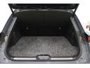 通常時は９．５インチゴルフバック１個、後席前倒し時には４個まで収納可能なスペースは大きな魅力です。トノカバーを装備。直射日光から荷物を守ってくれます。外から荷物が見えないので防犯対策にもなりますよ。