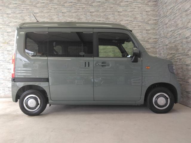 Ｎ－ＶＡＮ ファン　当社デモカー　８インチナビＴＶ　充電用ＵＳＢジャック（7枚目）