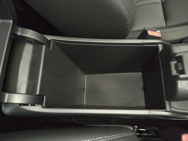 ＺＲ－Ｖ ｅ：ＨＥＶＺ特別仕様車ブラックスタイル　当社デモカー　コネクトディスプレー　マルチビューカメラシステム　プレミアムサウンドシステム　ＥＴＣ　ＢＳＩ（19枚目）
