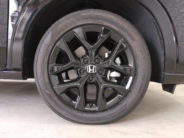 ＺＲ－Ｖ ｅ：ＨＥＶＺ特別仕様車ブラックスタイル　当社デモカー　コネクトディスプレー　マルチビューカメラシステム　プレミアムサウンドシステム　ＢＳＩ　ＥＴＣ（9枚目）