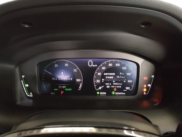 ＺＲ－Ｖ ｅ：ＨＥＶＺ特別仕様車ブラックスタイル　当社デモカー　コネクトディスプレー　マルチビューカメラシステム　プレミアムサウンドシステム　ＢＳＩ　ＥＴＣ（26枚目）