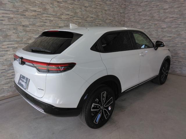 ヴェゼル ｅ：ＨＥＶＺ　２年保証　弊社下取車　コネクトディスプレー　ＥＴＣ　ＢＳＩ　シートヒーター（8枚目）