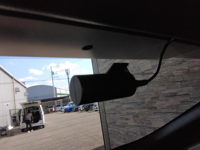 ヴェゼル ｅ：ＨＥＶＺ　２年保証　弊社下取車　コネクトディスプレー　ＥＴＣ　ＢＳＩ　シートヒーター（18枚目）