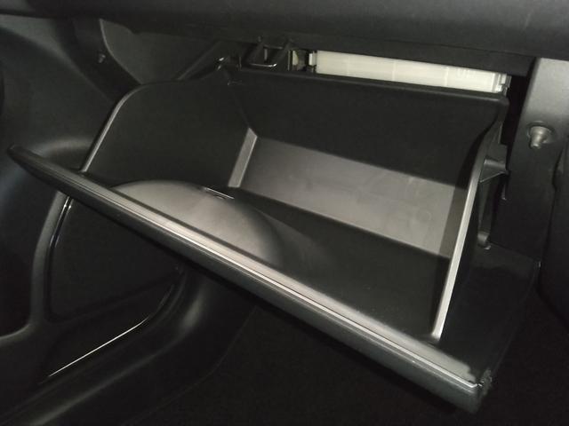 ヴェゼル ｅ：ＨＥＶＺ　２年保証　弊社下取車　コネクトディスプレー　ＥＴＣ　ＢＳＩ　シートヒーター（22枚目）