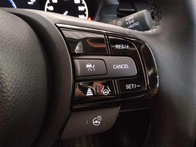 ヴェゼル ｅ：ＨＥＶＺ　弊社下取車　２年保証　コネクトディスプレー　ＥＴＣ　ＢＳＩ　パワーテールゲート　後退出庫サポート（30枚目）