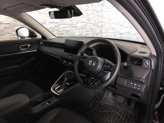 ヴェゼル ｅ：ＨＥＶＺ　弊社下取車　２年保証　コネクトディスプレー　ＥＴＣ　ＢＳＩ　パワーテールゲート　後退出庫サポート（31枚目）
