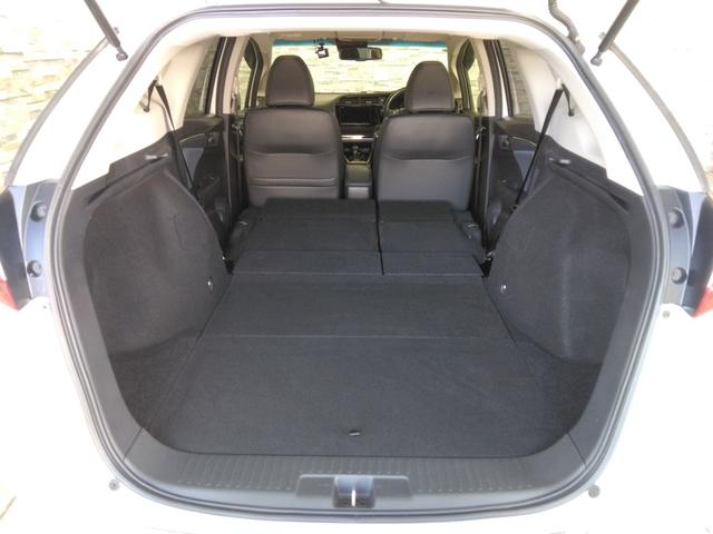 シャトル ハイブリッドＺホンダセンシング　２年保証　弊社下取車　８インチナビＴＶ　ＥＴＣ　ドラレコ前後　コンフォートビューパッケージ（33枚目）