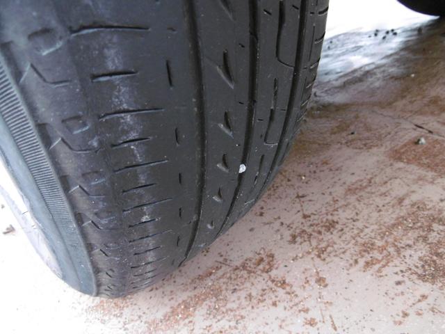 アクア Ｓ　純正ナビ＆ＴＶ＆バックモニター　キーレス　ＨＩＤヘッドライト　社外ＥＴＣ　ヘッドライトレベライザー　アイドリングストップ　電動格納ミラー　ヘッドライトレベライザー　スペアキー　ハイブリッド（22枚目）