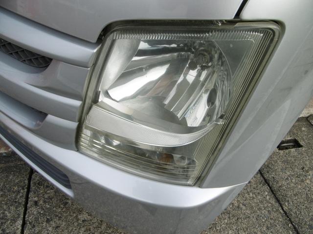 �w�b�h���C�g��