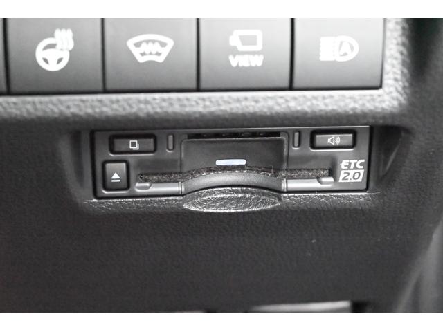 ＲＡＶ４ Ｇ　Ｚパッケージ　１オ－ナ－　禁煙　サンル－フ　ナビ　フルセグＴＶ　パノラマモニター　レザーシート　電動シート　シートヒーター＆エアコン　セーフティセンス　コーナーセンサー（65枚目）