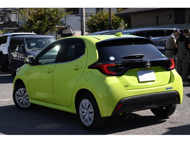 ヤリス Z ユーザー買取 ワンオーナー 禁煙 純正ナビ パノラミックビューモニター Bluetooth ETC シートヒーター レーダークルーズ ブラインドスポットモニター コーナーセンサー スマートキー(13枚目)