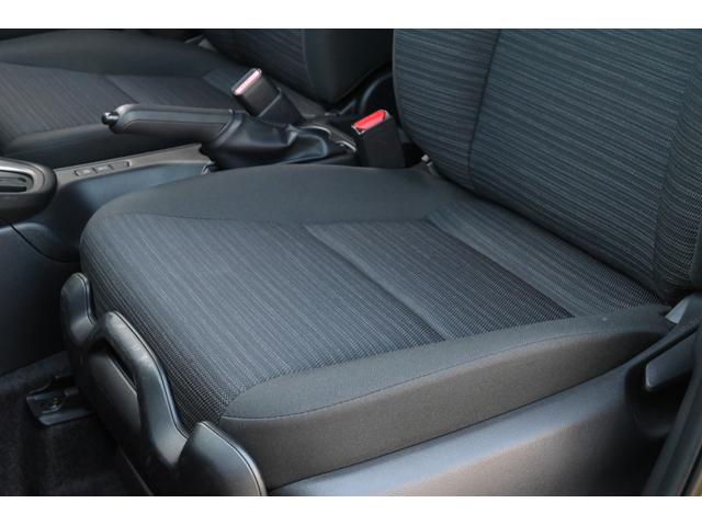 ヤリス Z ユーザー買取 ワンオーナー 禁煙 純正ナビ パノラミックビューモニター Bluetooth ETC シートヒーター レーダークルーズ ブラインドスポットモニター コーナーセンサー スマートキー(49枚目)