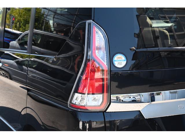 セレナ ハイウェイスター　ＶセレクションＩＩ　ユーザー買取　１オーナー　禁煙　プロパイロット　両側電動　シートヒーター　アルパイン１１型ナビ　アラウンドビュー　フルセグＴＶ　パーキングアシスト　Ｂｌｕｅｔｏｏｔｈ　ＥＴＣ　デジタルインナーミラー（22枚目）