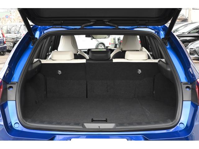 ＵＸ ＵＸ２５０ｈ　Ｆスポーツ　ユーザー買取　禁煙　白黒革　ナビ　フルセグＴＶ　パノラミックビュー　Ｂｌｕｅｔｏｏｔｈ　ＥＴＣ　前後ドライブレコーダー　シートヒーター　ステアリングヒーター　レーダークルーズ　ルーフラッピング　ＢＳＭ（33枚目）