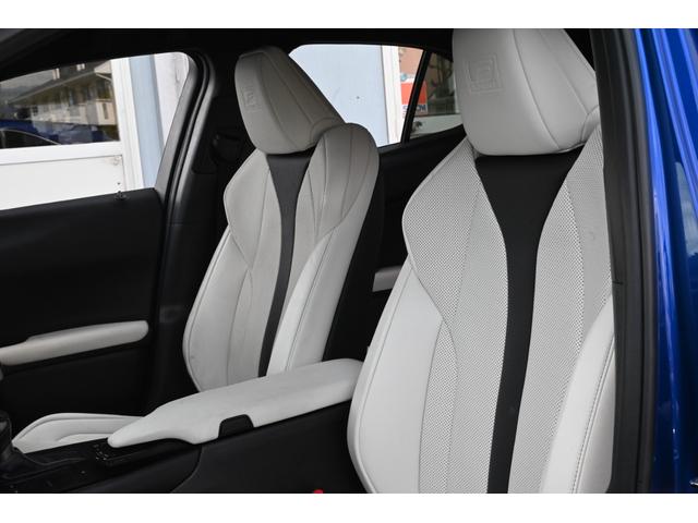 ＵＸ ＵＸ２５０ｈ　Ｆスポーツ　ユーザー買取　禁煙　白黒革　ナビ　フルセグＴＶ　パノラミックビュー　Ｂｌｕｅｔｏｏｔｈ　ＥＴＣ　前後ドライブレコーダー　シートヒーター　ステアリングヒーター　レーダークルーズ　ルーフラッピング　ＢＳＭ（49枚目）