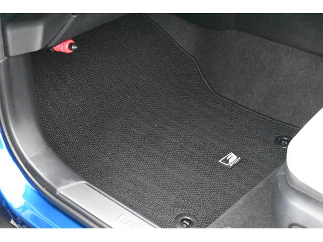 ＵＸ ＵＸ２５０ｈ　Ｆスポーツ　ユーザー買取　禁煙　白黒革　ナビ　フルセグＴＶ　パノラミックビュー　Ｂｌｕｅｔｏｏｔｈ　ＥＴＣ　前後ドライブレコーダー　シートヒーター　ステアリングヒーター　レーダークルーズ　ルーフラッピング　ＢＳＭ（51枚目）