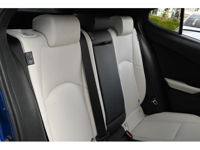 ＵＸ ＵＸ２５０ｈ　Ｆスポーツ　ユーザー買取　禁煙　白黒革　ナビ　フルセグＴＶ　パノラミックビュー　Ｂｌｕｅｔｏｏｔｈ　ＥＴＣ　前後ドライブレコーダー　シートヒーター　ステアリングヒーター　レーダークルーズ　ルーフラッピング　ＢＳＭ（55枚目）