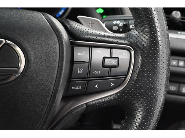 ＵＸ ＵＸ２５０ｈ　Ｆスポーツ　ユーザー買取　禁煙　白黒革　ナビ　フルセグＴＶ　パノラミックビュー　Ｂｌｕｅｔｏｏｔｈ　ＥＴＣ　前後ドライブレコーダー　シートヒーター　ステアリングヒーター　レーダークルーズ　ルーフラッピング　ＢＳＭ（72枚目）