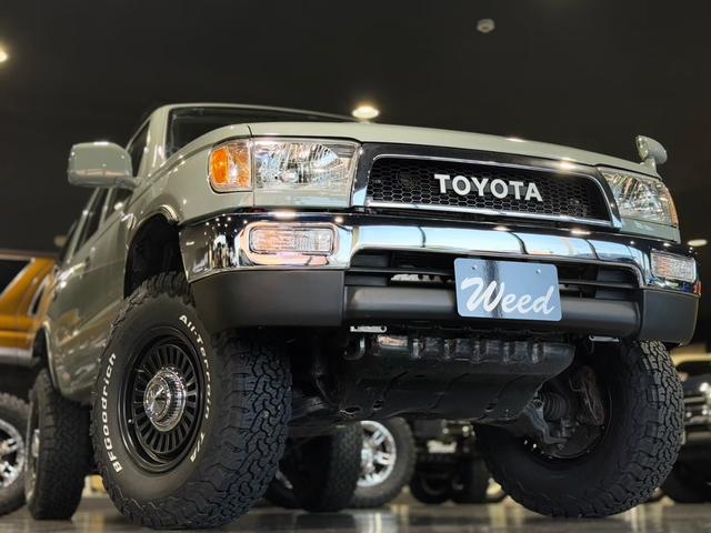 ハイラックスサーフ ＳＳＲ－Ｘ　４Ｒｕｎｎｅｒスタイル　ＮＥＷペイント　点検交換整備済み　リフトアップ　１６インチＡＷ　ＢＦグッドリッチ　ＴＯＹＯＴＡグリル　レトロキャメルシートカバー　ナビ　ＥＴＣ　ガラスコーティング（2枚目）