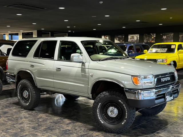 ハイラックスサーフ ＳＳＲ－Ｘ　４Ｒｕｎｎｅｒスタイル　ＮＥＷペイント　点検交換整備済み　リフトアップ　１６インチＡＷ　ＢＦグッドリッチ　ＴＯＹＯＴＡグリル　レトロキャメルシートカバー　ナビ　ＥＴＣ　ガラスコーティング（6枚目）