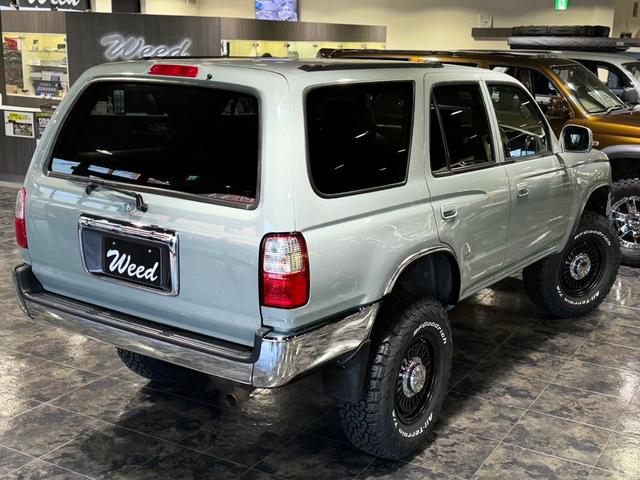 ハイラックスサーフ ＳＳＲ－Ｘ　４Ｒｕｎｎｅｒスタイル　ＮＥＷペイント　点検交換整備済み　リフトアップ　１６インチＡＷ　ＢＦグッドリッチ　ＴＯＹＯＴＡグリル　レトロキャメルシートカバー　ナビ　ＥＴＣ　ガラスコーティング（33枚目）