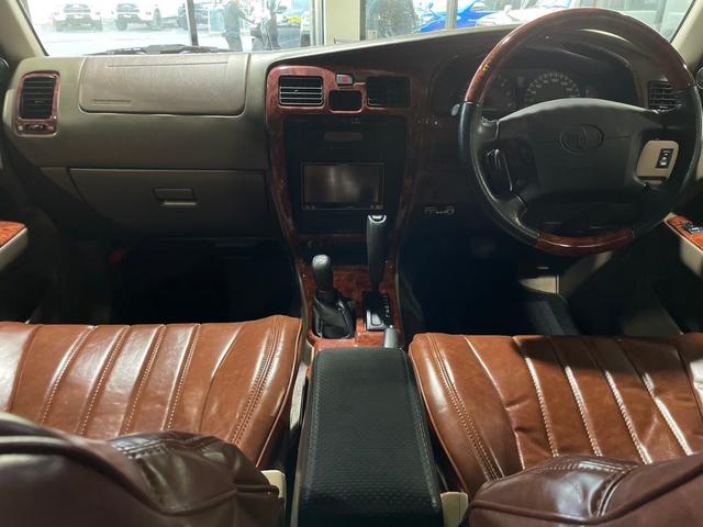 ハイラックスサーフ ＳＳＲ－Ｘ　４Ｒｕｎｎｅｒスタイル　ＮＥＷペイント　点検交換整備済み　リフトアップ　１６インチＡＷ　ＢＦグッドリッチ　ＴＯＹＯＴＡグリル　レトロキャメルシートカバー　ナビ　ＥＴＣ　ガラスコーティング（42枚目）