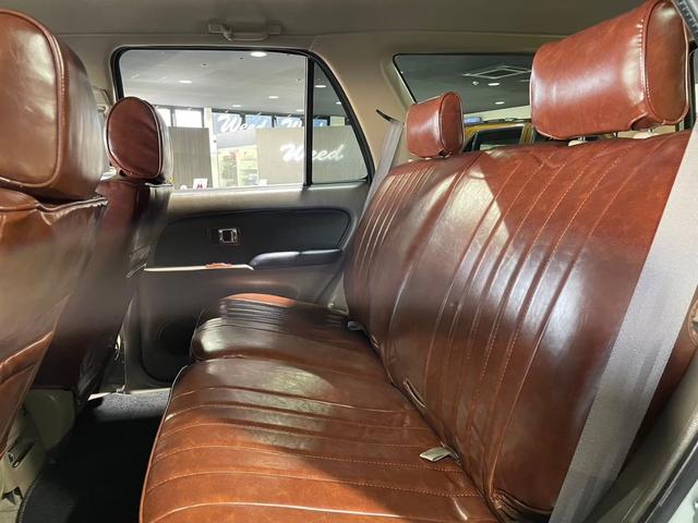 ハイラックスサーフ ＳＳＲ－Ｘ　４Ｒｕｎｎｅｒスタイル　ＮＥＷペイント　点検交換整備済み　リフトアップ　１６インチＡＷ　ＢＦグッドリッチ　ＴＯＹＯＴＡグリル　レトロキャメルシートカバー　ナビ　ＥＴＣ　ガラスコーティング（49枚目）