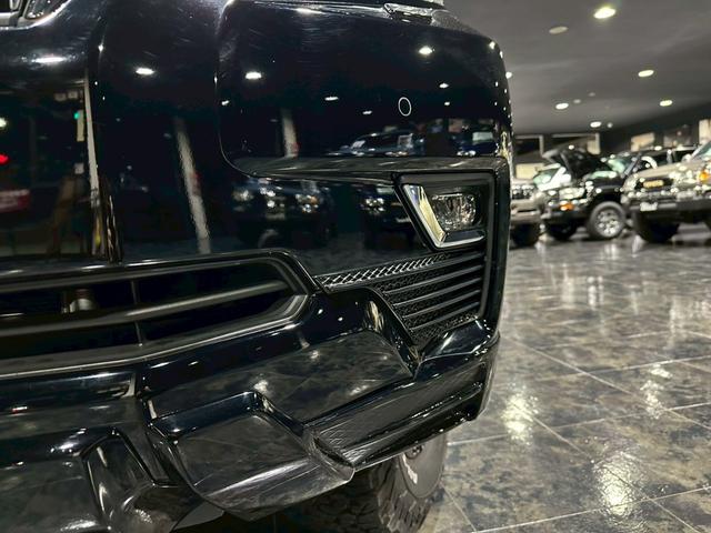 ランドクルーザープラド Mclimbコンプリート MCLIMBボディKIT 17インチAW BFG リフトアップ オーバーフェンダー デュアルマフラー ナビ ETC(11枚目)