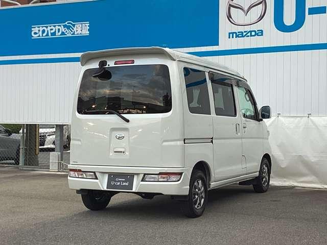 ハイゼットカーゴ ６６０　クルーズターボ　ＳＡＩＩＩ　ハイルーフ　４ＷＤ　衝突被害軽減ブレーキ　２ＤＩＮオーディオ　マニ（2枚目）