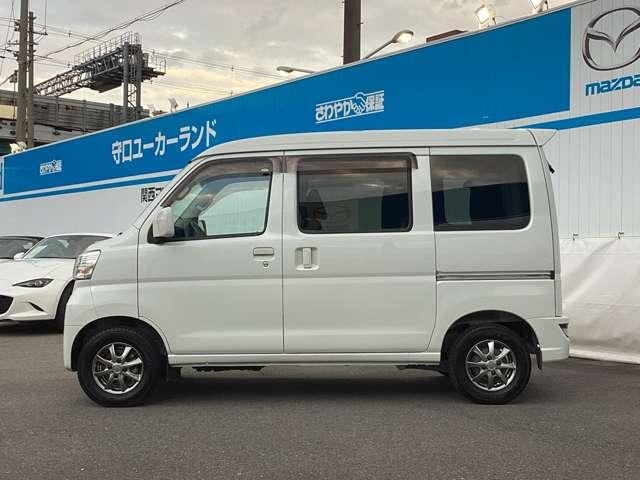 ハイゼットカーゴ ６６０　クルーズターボ　ＳＡＩＩＩ　ハイルーフ　４ＷＤ　衝突被害軽減ブレーキ　２ＤＩＮオーディオ　マニ（18枚目）