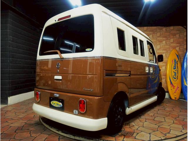 スクラム ＰＣ　アーリー　レトロバス仕様　キャルルック　カスタムカー（3枚目）