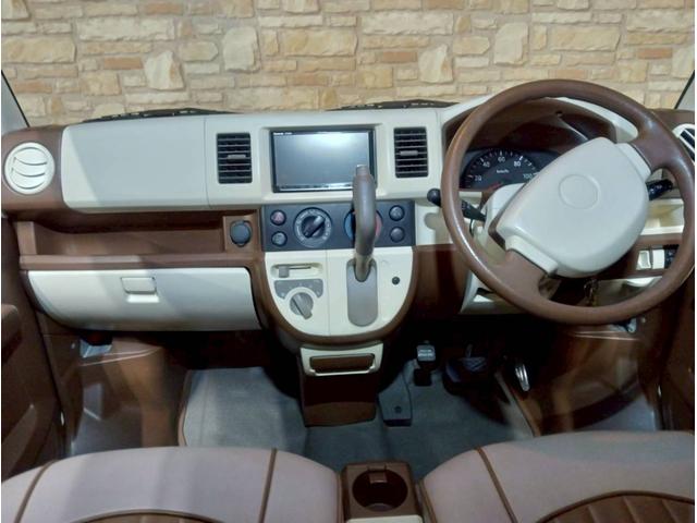 スクラム ＰＣ　アーリー　レトロバス仕様　キャルルック　カスタムカー（4枚目）