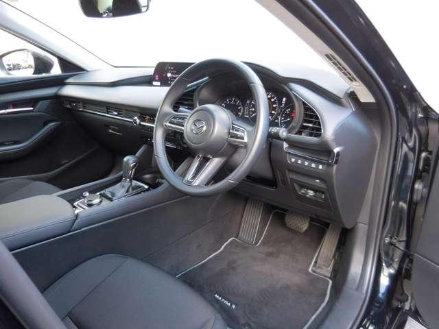 ＭＡＺＤＡ３ファストバック １５Ｓツーリング（3枚目）
