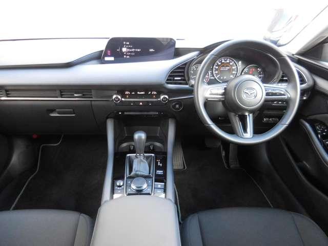 ＭＡＺＤＡ３ファストバック １５Ｓツーリング（5枚目）