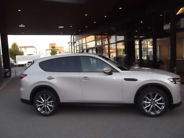 CX-60 2.5 25S Lパッケージ マツダ認定Ucar 試乗車アップ 車両(2枚目)