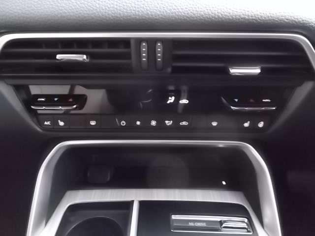 CX-60 2.5 25S Lパッケージ マツダ認定Ucar 試乗車アップ 車両(16枚目)