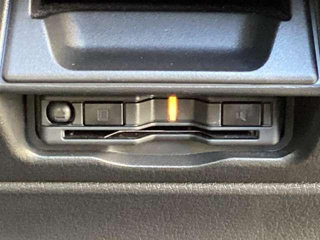 �d�s�b��������񓋍ځB���������������Œ�Ԃ���K�v�Ȃ�ē��R�Ȃ��ł��B�X���[�Y�ɃX�g���X�Ȃ��h���C�u�����y���݂��������B�i���x�����z�ɃZ�b�g�A�b�v��p�͊܂܂�Ă���܂���B�j