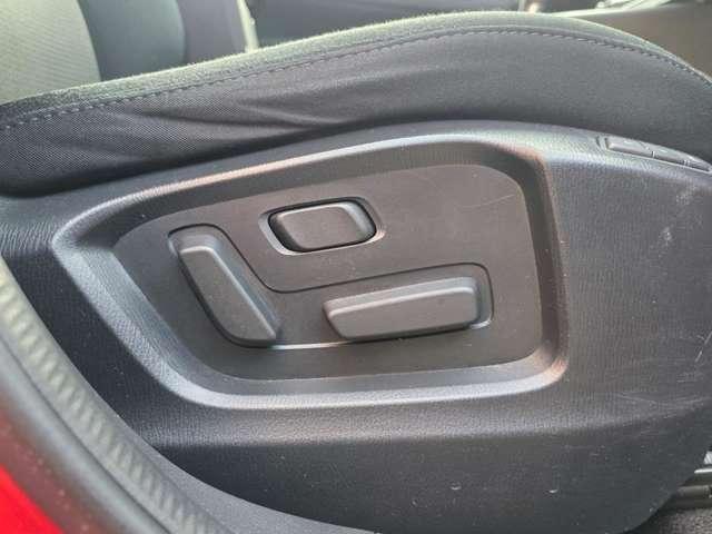 �^�]�ȃV�[�g�͑O��X���C�h�E�㉺���t�^�[�E���N���C�j���O�E�����o�[�T�|�[�g���ׂ����������A�l�n��̊���������鎖���ł���d���V�[�g�𑕔��B�܂�����l�܂ŃV�[�g�������[���邱�Ƃ��ł��܂��B