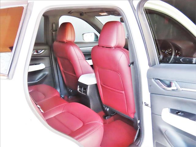 ＣＸ－５ ＸＤ　１００ＴＨ　マツダ１００周年記念モデル・３６０°ビューカメラ・ＢＯＳＥ・電動リアゲート・Ａｎｄｒｏｉｄ　Ａｕｔｏ／Ｃａｒ　Ｐｌａｙ・電動サンルーフ・ＣＤ／ＤＶＤ／フルセグＴＶ・ナッパレザーシート（レッド）（30枚目）