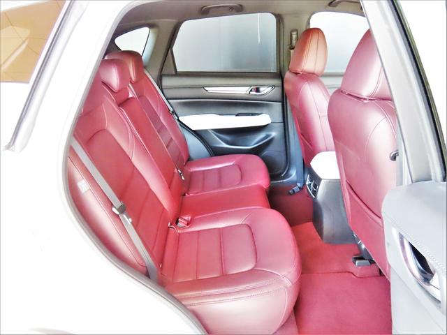 ＣＸ－５ ＸＤ　１００ＴＨ　マツダ１００周年記念モデル・３６０°ビューカメラ・ＢＯＳＥ・電動リアゲート・Ａｎｄｒｏｉｄ　Ａｕｔｏ／Ｃａｒ　Ｐｌａｙ・電動サンルーフ・ＣＤ／ＤＶＤ／フルセグＴＶ・ナッパレザーシート（レッド）（31枚目）