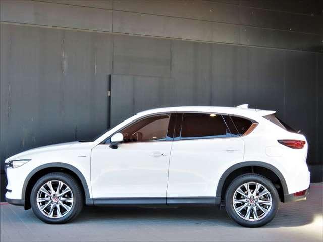 ＣＸ－５ ＸＤ　１００ＴＨ　マツダ１００周年記念モデル・３６０°ビューカメラ・ＢＯＳＥ・電動リアゲート・Ａｎｄｒｏｉｄ　Ａｕｔｏ／Ｃａｒ　Ｐｌａｙ・電動サンルーフ・ＣＤ／ＤＶＤ／フルセグＴＶ・ナッパレザーシート（レッド）（50枚目）