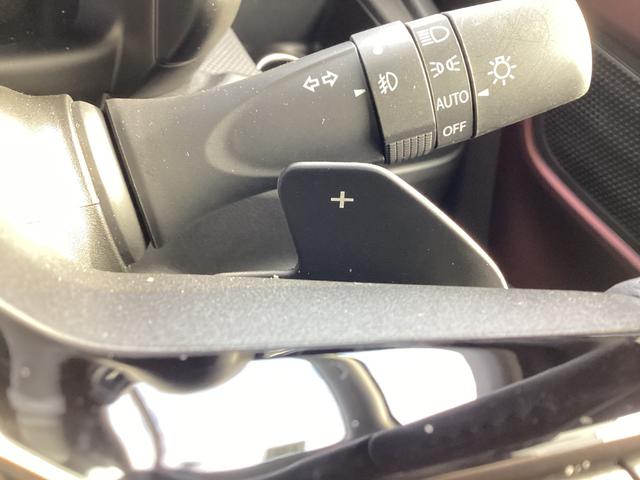 �}�j���A�����[�h�t�̃I�[�g�}�b�`�b�N�ԁ@�X�e�A�����O�ɑ������Ă���p�h���V�t�g�ŃV�t�g�A�b�v���V�t�g�_�E���̕ϑ��\�I