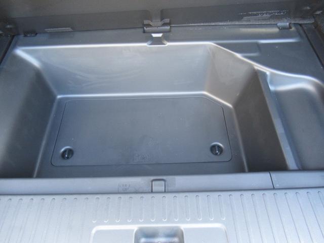 シャトル ハイブリッド ホンダセンシング メモリーナビ ホンダセンシング 追突軽減ブレーキ トノカバー 禁煙車 バックカメラ レーンキープアシスト アダプティブクルーズ ETC BT音楽 スマートキー2個 横滑り防止(57枚目)