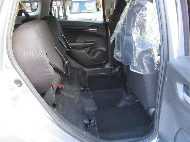 シャトル ハイブリッド ホンダセンシング メモリーナビ ホンダセンシング 追突軽減ブレーキ トノカバー 禁煙車 バックカメラ レーンキープアシスト アダプティブクルーズ ETC BT音楽 スマートキー2個 横滑り防止(61枚目)