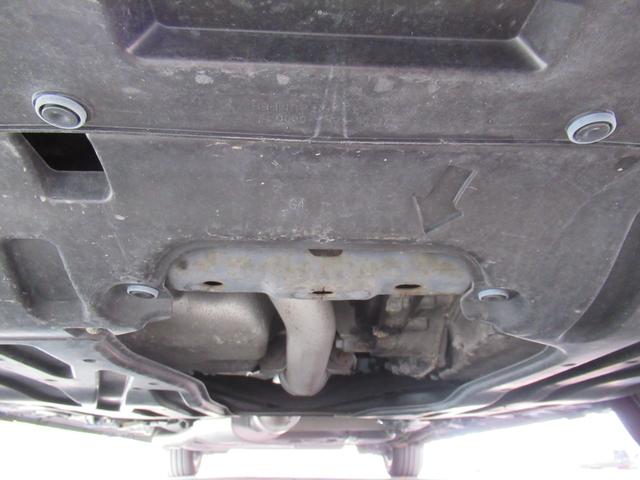 オデッセイ アブソルート　２列目プレミアムクレードルシート　左側パワースライドドア　追突被害軽減ブレーキ　禁煙車　オートＬＥＤヘッドライト　純正インターナビ　サイドエアバッグ　スマートキー２個　前方ドラレコ　バックＣ　ＥＴＣ（44枚目）