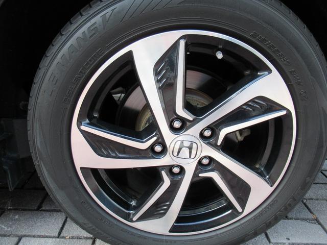 オデッセイ アブソルート　２列目プレミアムクレードルシート　左側パワースライドドア　追突被害軽減ブレーキ　禁煙車　オートＬＥＤヘッドライト　純正インターナビ　サイドエアバッグ　スマートキー２個　前方ドラレコ　バックＣ　ＥＴＣ（48枚目）