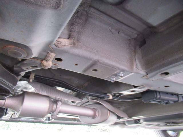 オデッセイ アブソルート　２列目プレミアムクレードルシート　左側パワースライドドア　追突被害軽減ブレーキ　禁煙車　オートＬＥＤヘッドライト　純正インターナビ　サイドエアバッグ　スマートキー２個　前方ドラレコ　バックＣ　ＥＴＣ（50枚目）