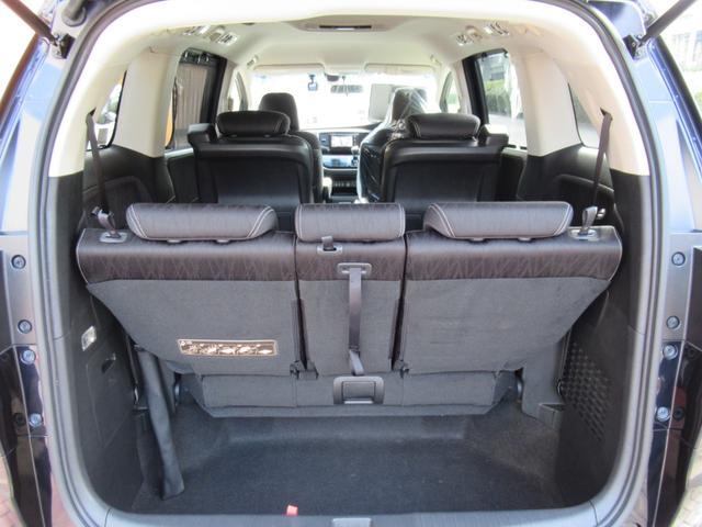 オデッセイ アブソルート　２列目プレミアムクレードルシート　左側パワースライドドア　追突被害軽減ブレーキ　禁煙車　オートＬＥＤヘッドライト　純正インターナビ　サイドエアバッグ　スマートキー２個　前方ドラレコ　バックＣ　ＥＴＣ（55枚目）